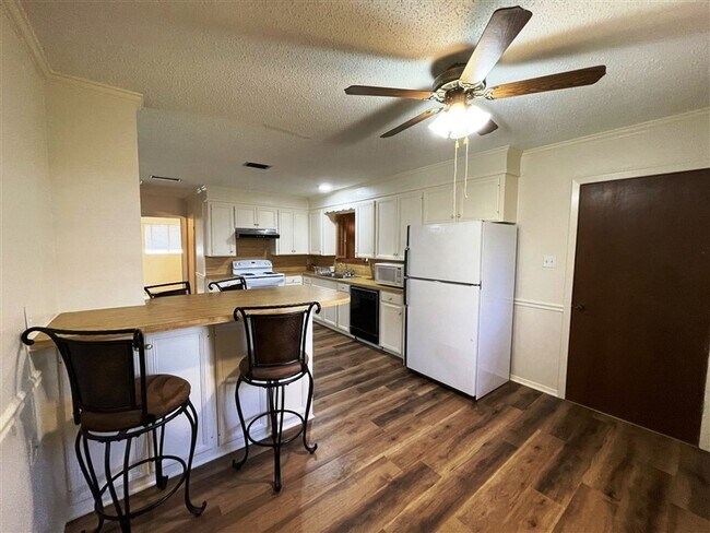 Building Photo - Bossier City LA 4 bed 3 bath for lease | S...