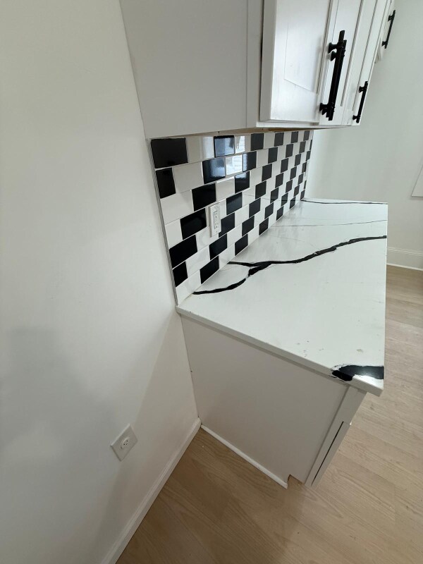 Building Photo - 1447 W 101st St