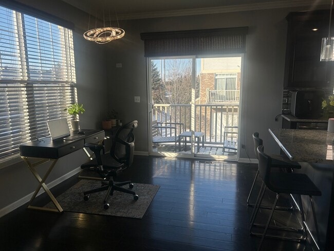 Building Photo - 2995 Henley Ln