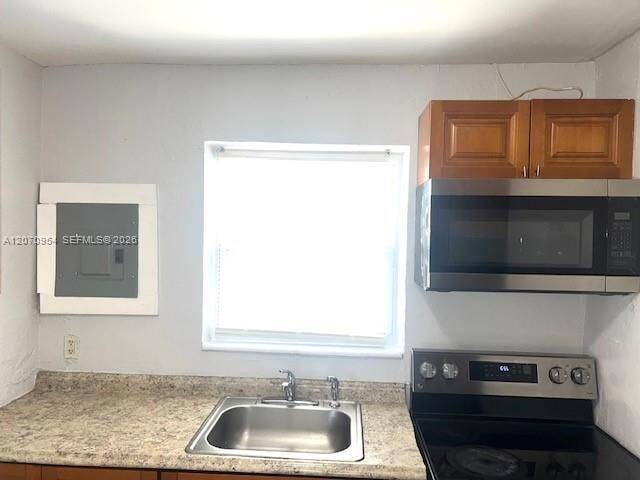 Building Photo - 504 N 57th Ave