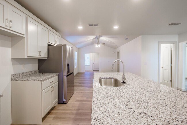 Building Photo - Recently Constructed 3 Bedroom