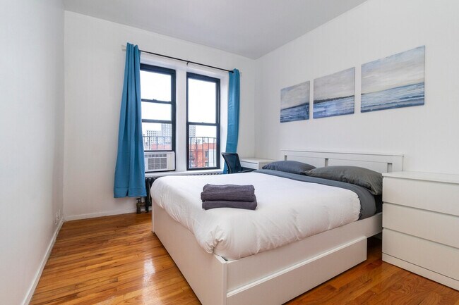 Building Photo - 345 E 94th St