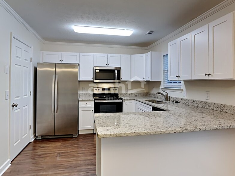 Building Photo - 1516 Chestnut Oak Dr