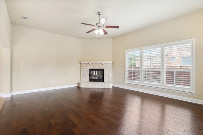 Building Photo - 4213 Pecan Bend Ln