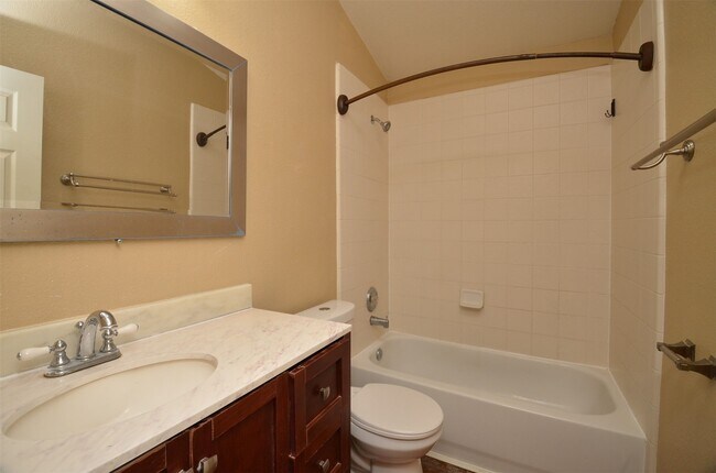 Building Photo - 26822 Kingston Glen Ln
