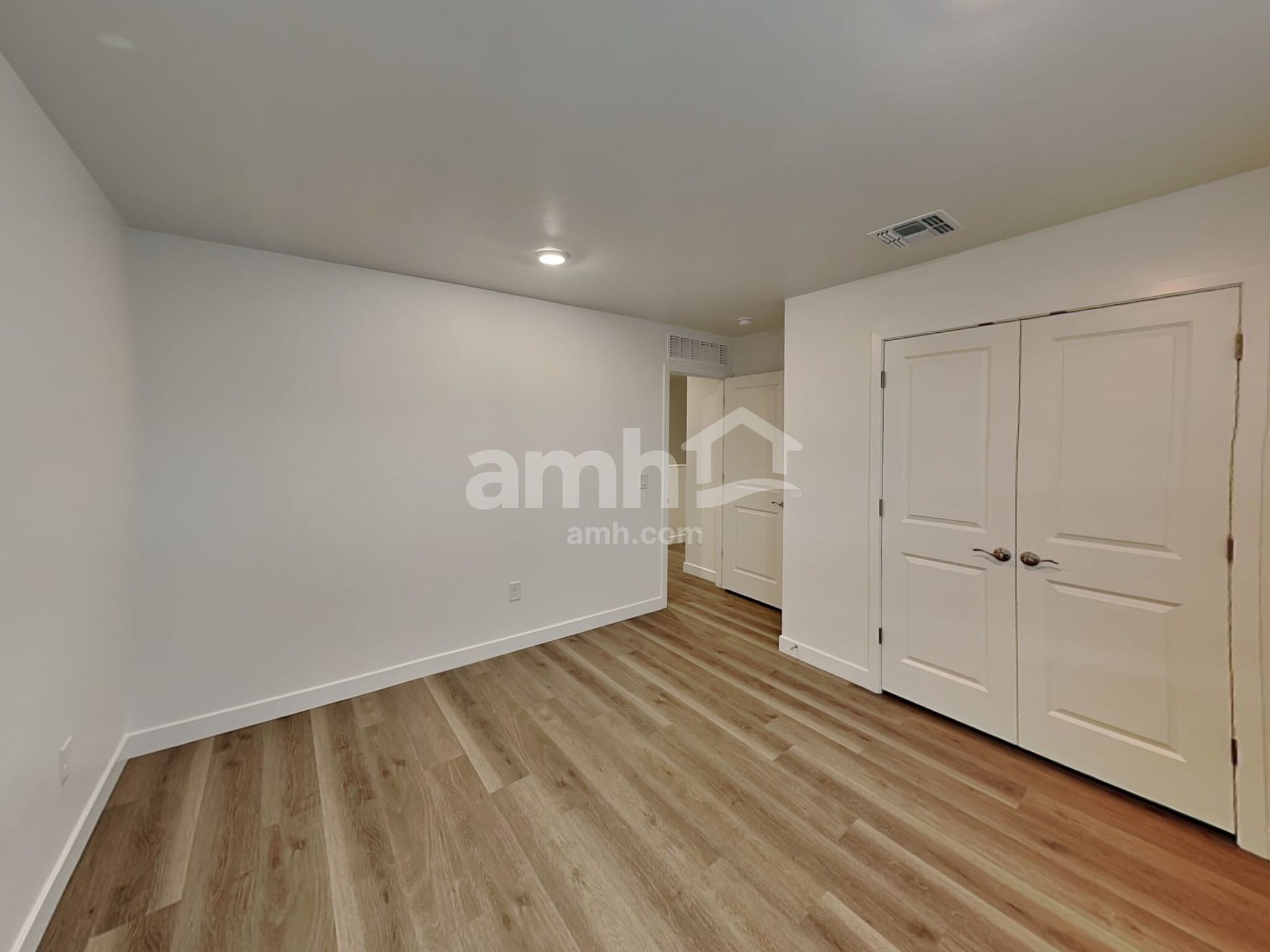 Building Photo - 6482 E Paseo Alga