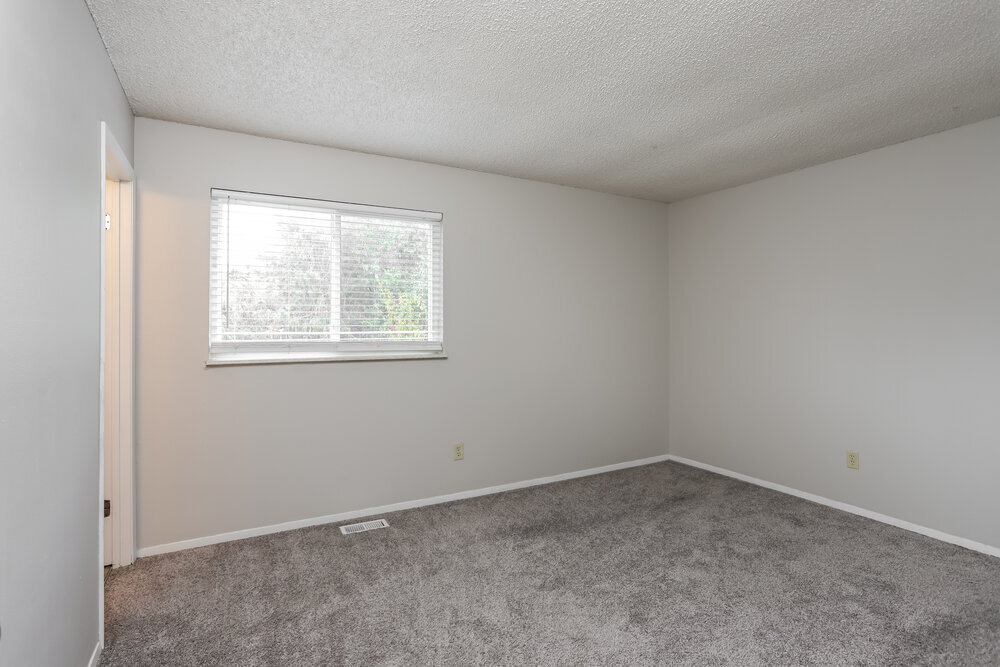 Building Photo - 2328 Bensonhurst Dr