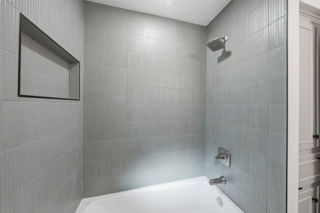 Building Photo - 5002 Cedar Creek Dr