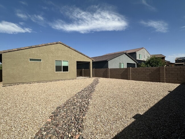 Building Photo - 7303 S Via Tierra Mesa