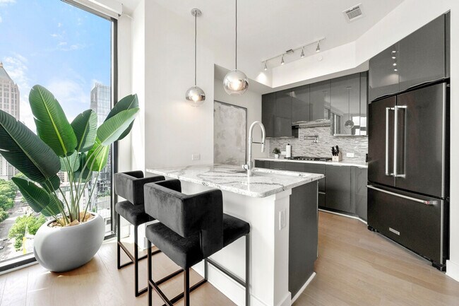 Building Photo - 1400 W Peachtree St NE