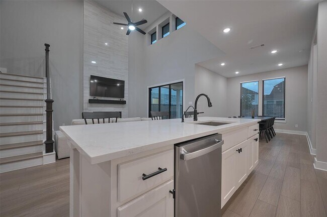 Building Photo - 26918 Arethusa Ct