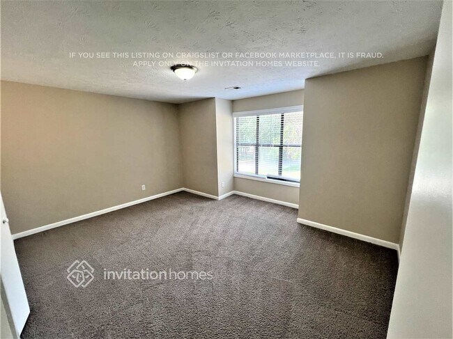 Building Photo - 5006 Stoney Point Cir