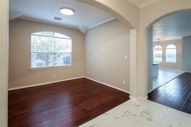 Building Photo - 14 W Archwyck Cir