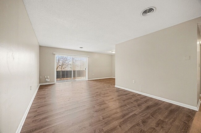 Building Photo - 3501 Section Rd