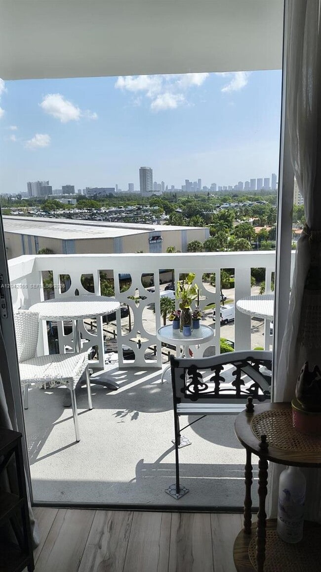 Building Photo - 13155 Ixora Ct