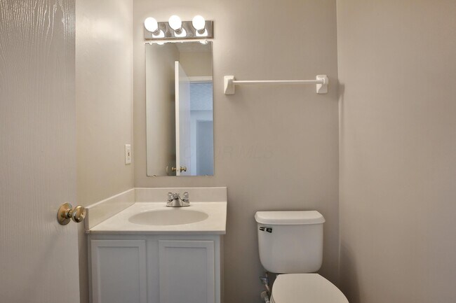 Building Photo - 1843 Canopy Ln