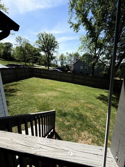 Building Photo - 112 Polk St