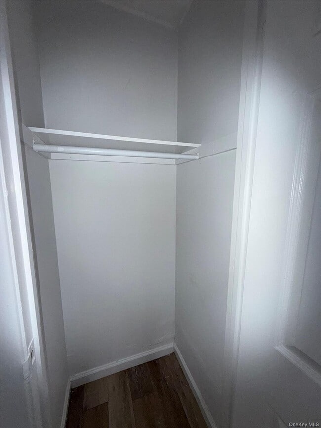 Building Photo - 71-07 Sutton Pl