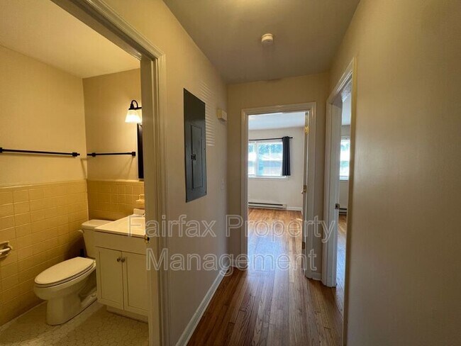 Building Photo - 1937 Morehead Ave