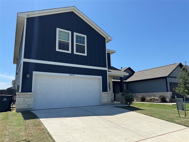 Building Photo - 6915 Tiznow Ln