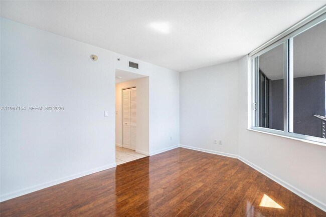 Building Photo - 325 S Biscayne Blvd