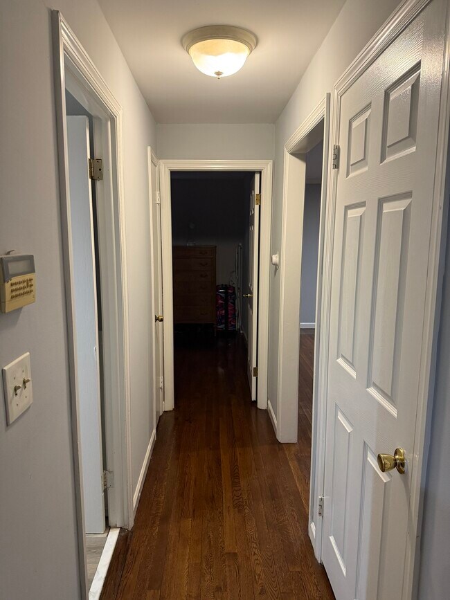 Building Photo - 39 Tina Cir