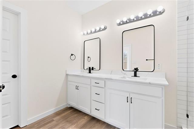 Building Photo - 3002 Rochester St