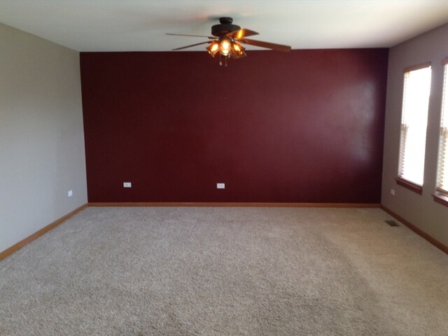 Building Photo - 2111 Gray Hawk Dr