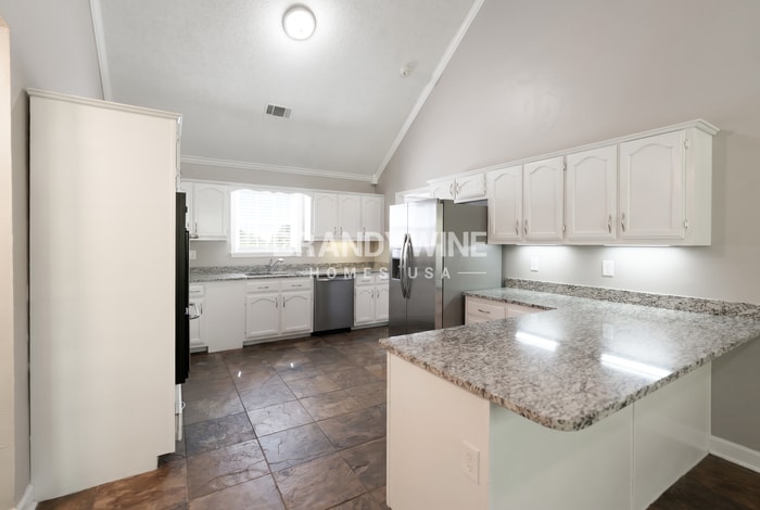 Building Photo - 8606 Dena Cove W