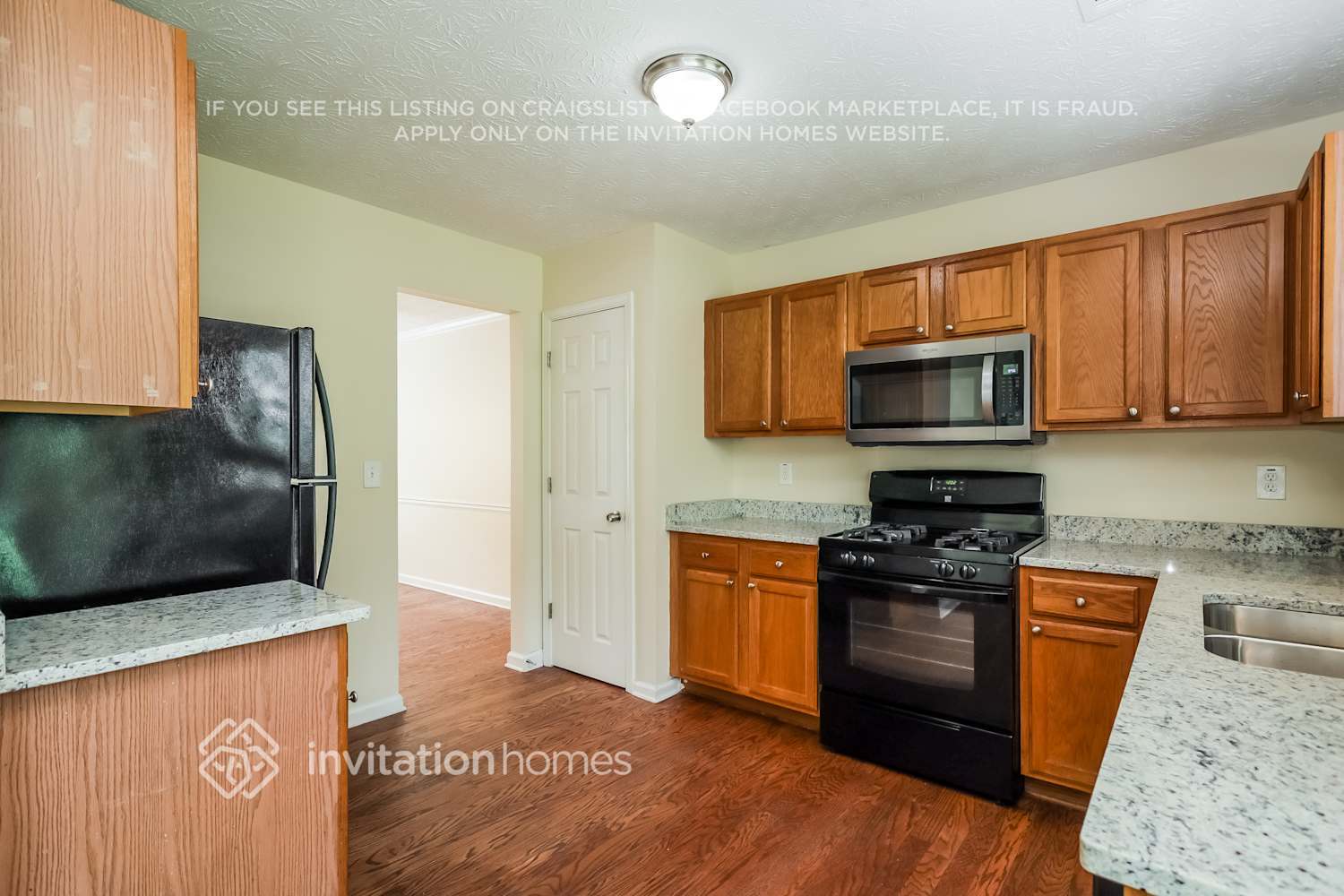 Building Photo - 352 Jasmine Dr