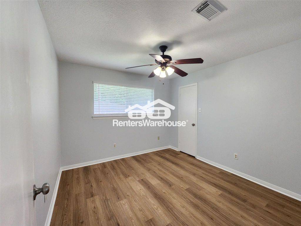 Building Photo - 8534 Dawnridge Dr