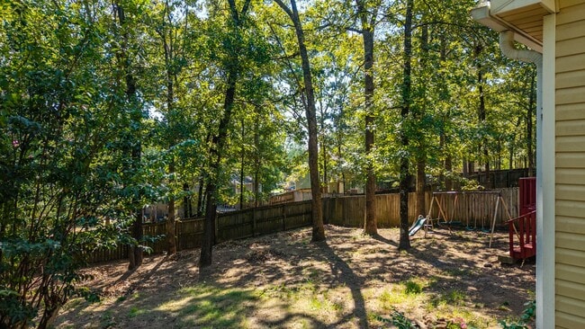 Building Photo - 24 Oak Ridge Dr