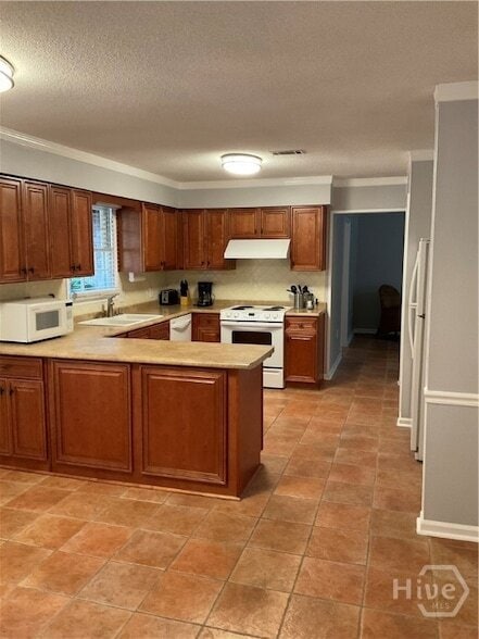 Building Photo - 902 Penn Waller Rd