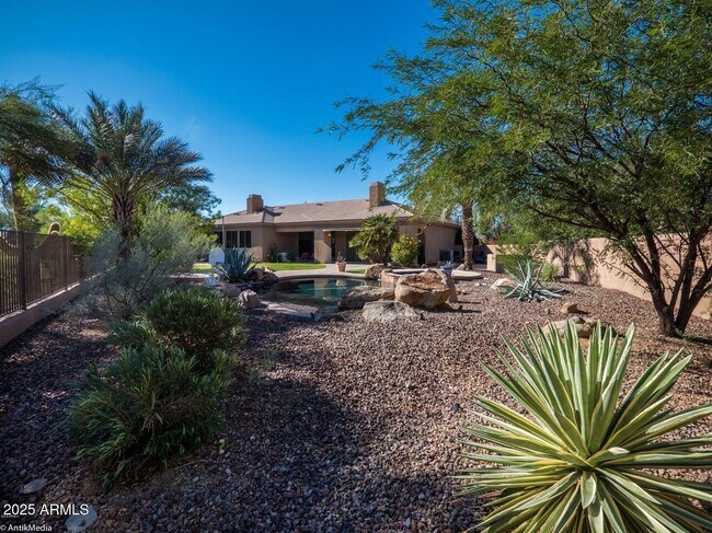 Building Photo - 11643 E Turquoise Ave