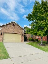 Building Photo - 3757 W Rockwood St