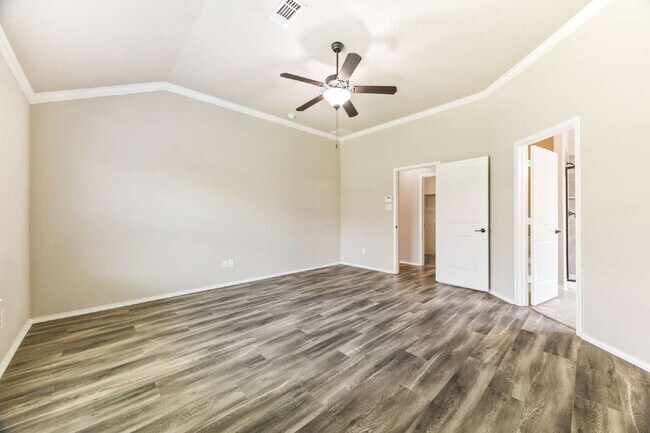 Building Photo - 209 Rawhide Way