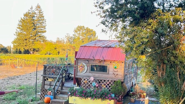 Building Photo - 5819 Blank Rd