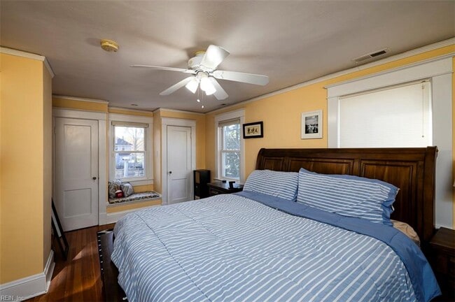 Building Photo - 1223 Westmoreland Ave