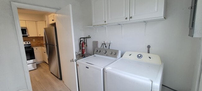 Building Photo - 2802 Imperial Cir