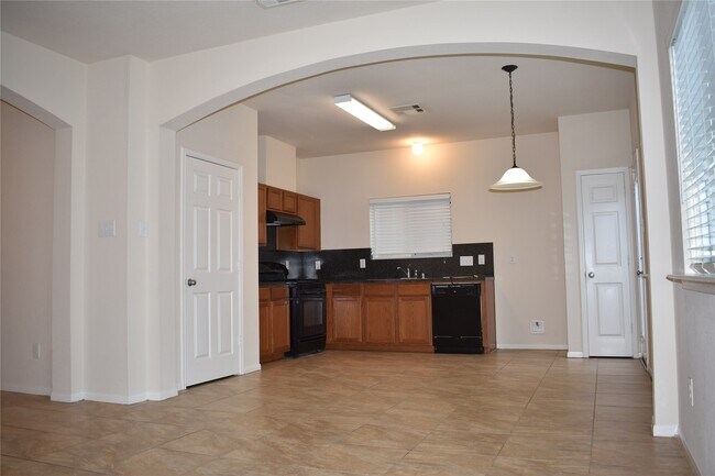 Building Photo - 11846 Jelicoe Dr