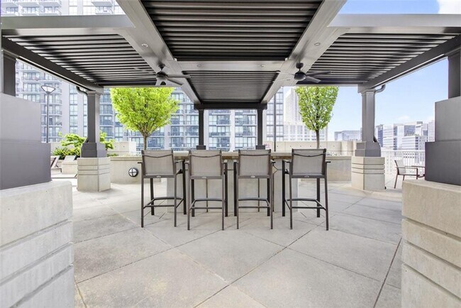 Building Photo - 855 Peachtree St NE