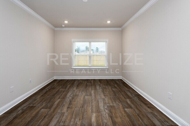 Building Photo - 14543 Dayton Cir