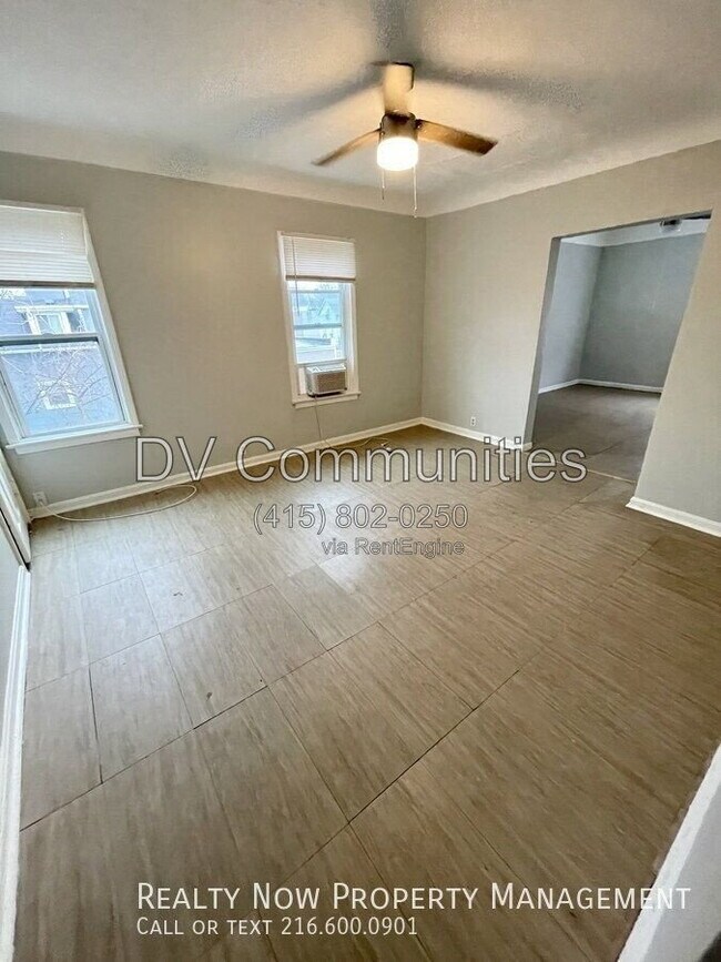 Building Photo - 3263 Fulton Rd