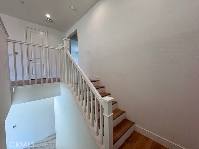 Building Photo - 25061 River Peak Dr