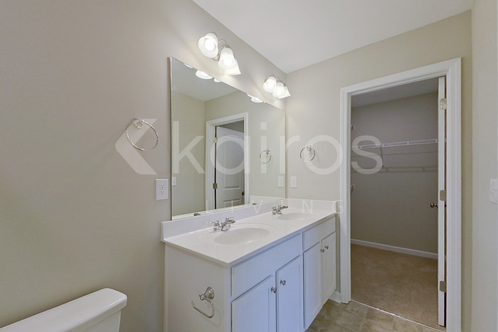 Building Photo - 844 Silent Barge Cv