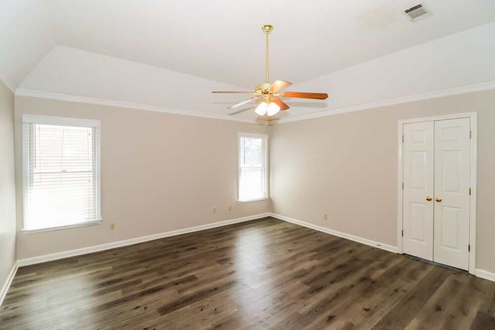 Building Photo - 7625 Dexter Park Dr