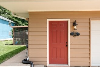 Building Photo - 1111 Wharton Manor Rd