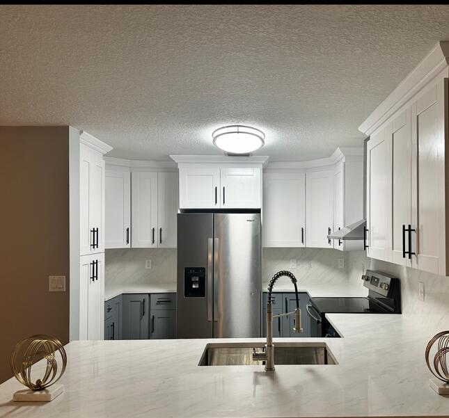 Building Photo - 3464 Commodore Ct