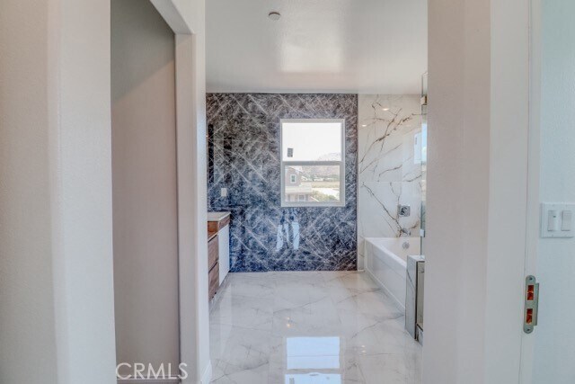 Building Photo - 14433 Buvan Ct