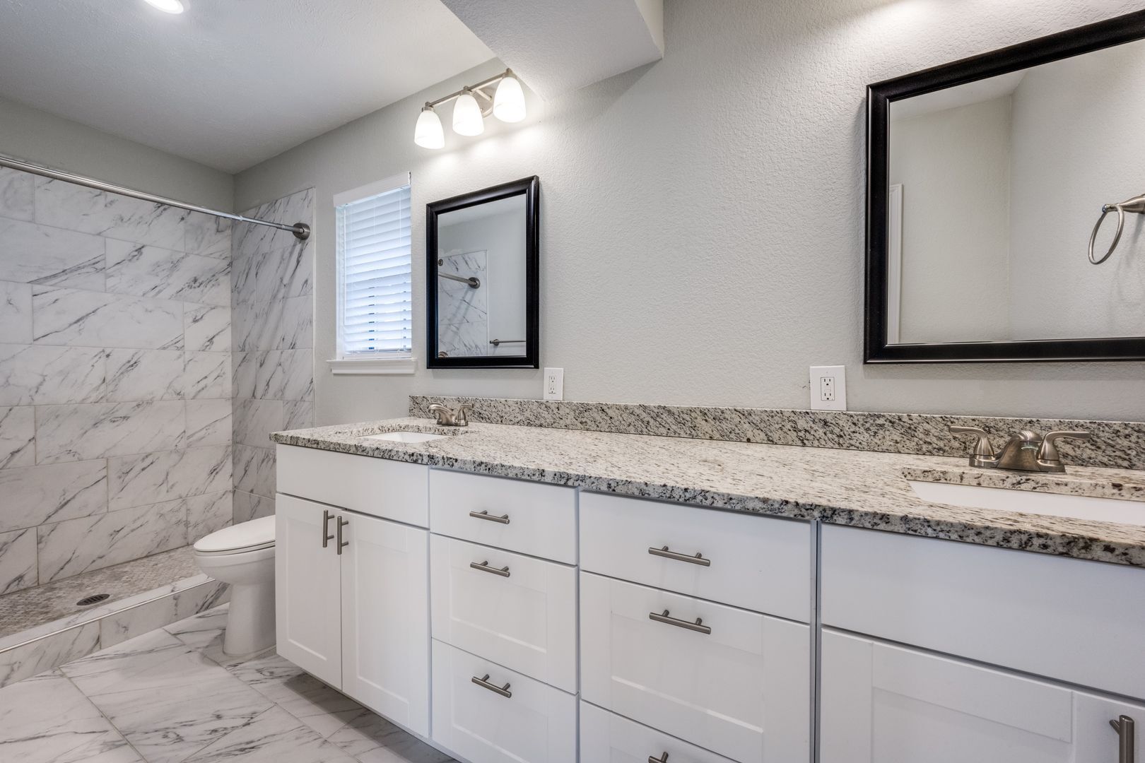 Building Photo - 3842 Waterford Way